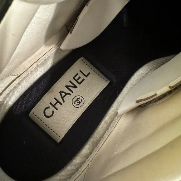 SOLD‼️Chanel Sneakers Black and White Leather 100% Authentic - Picture 12 of 16